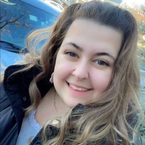 Meet your Posher, Sabrina